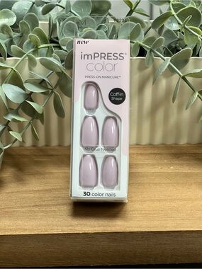 imPRESS Press-On Nails in Soft Pink